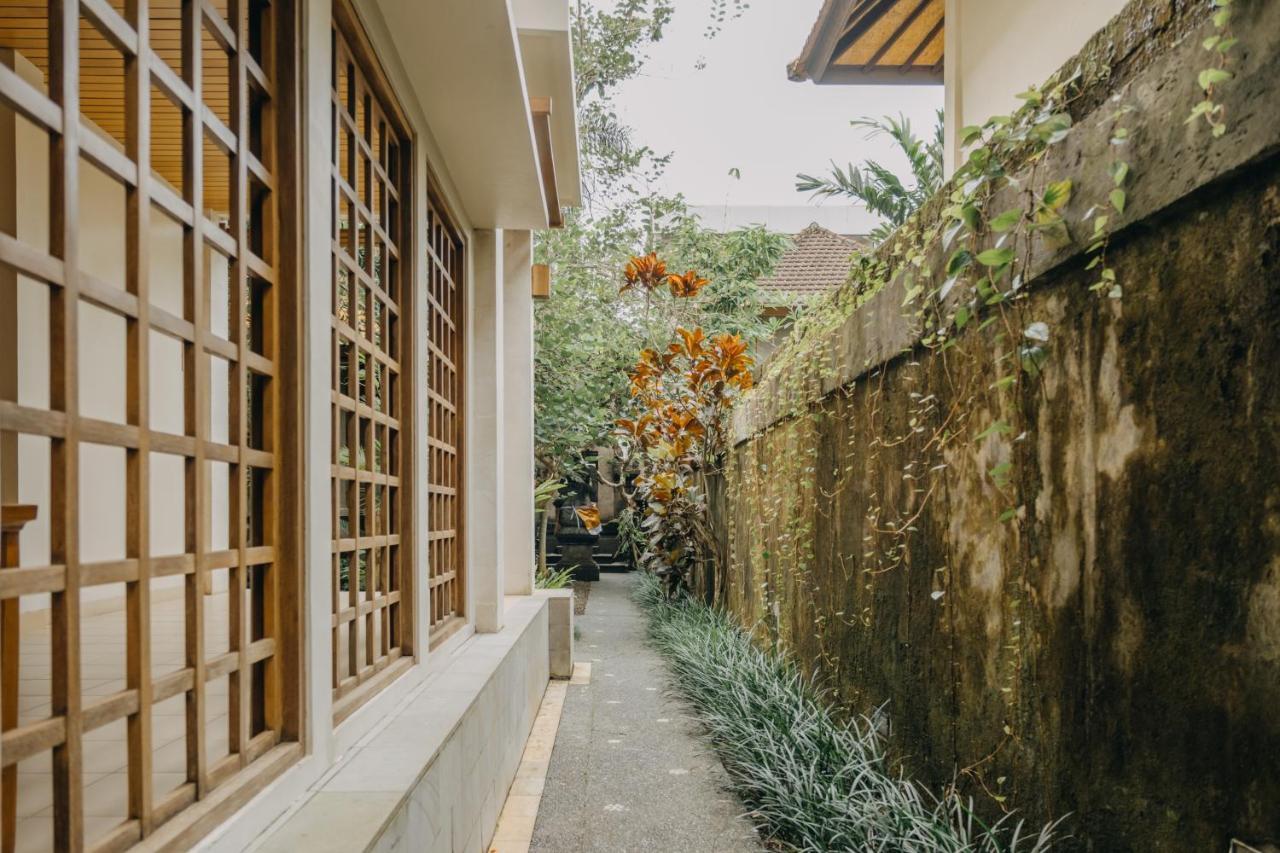 Wana Karsa Ubud Hotel Exterior photo